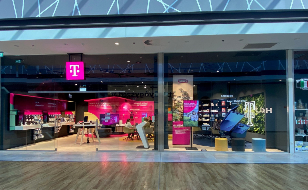 Telekom üzlet nyílt a Pécs Plazaban